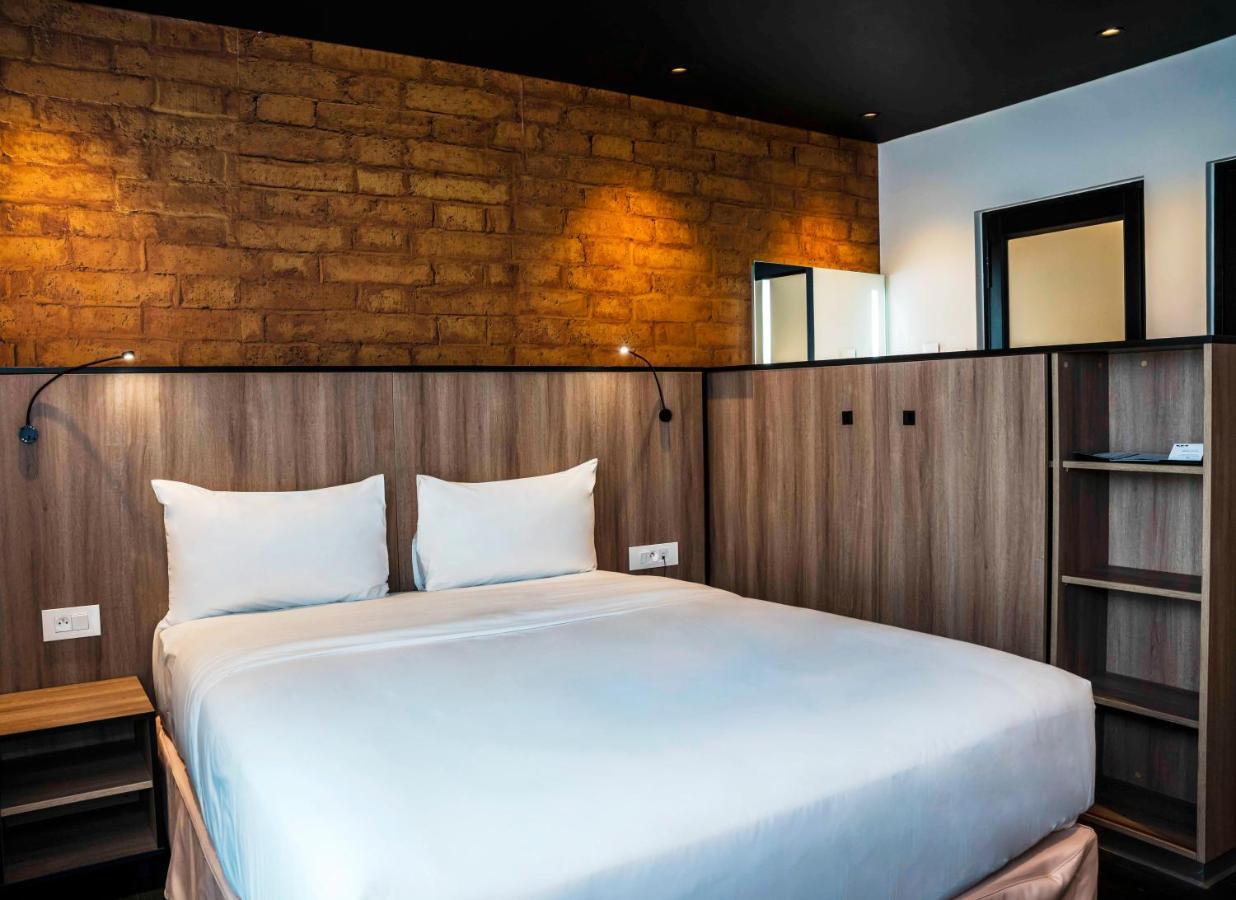 Onomo Hotel Дуала Екстер'єр фото