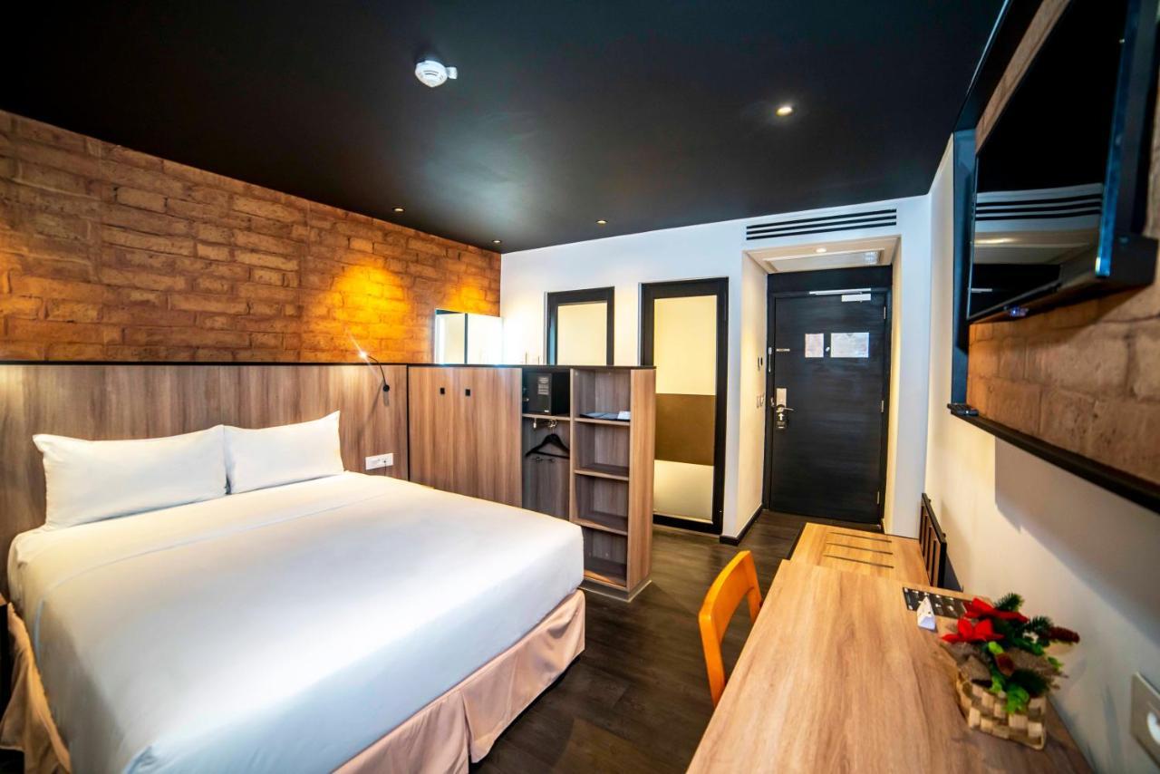 Onomo Hotel Дуала Екстер'єр фото